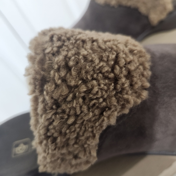 BNWT Revilalign Northridge Brown Suede Slippers Women’s 9.5 Faux Fur Cozy Clogs - Picture 13 of 16
